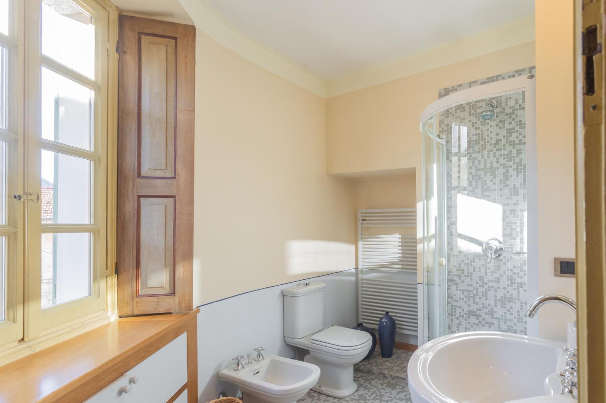 Villa Torre Di Palanzo With Magnificent View By Rent All Como Faggeto Lario Exterior foto
